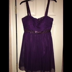 Woman's formal size M purple cocktail dress